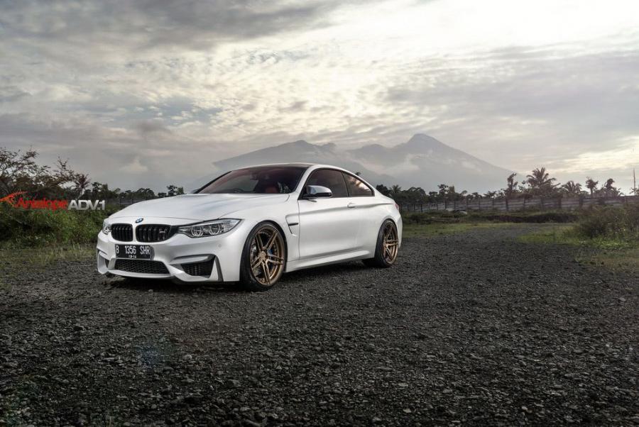 BMW M4 Coupe by Antelope on ADV.1 Wheels (ADV05MV2CS) '2015